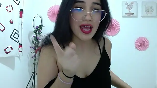 InocentHeaven1 online show from 27, 10, 2025