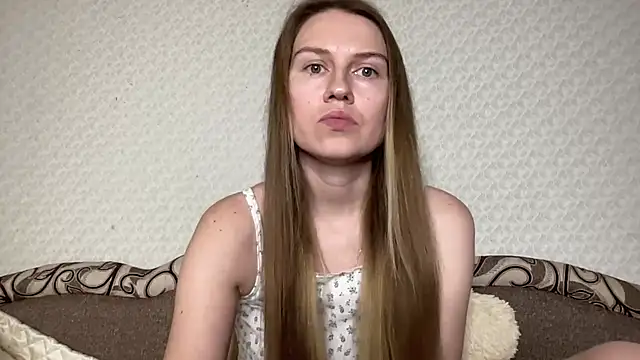 Snapshot of dream_alexa chatting on 3, 2, 2025 dream alexa online show from 3, 2, 2025