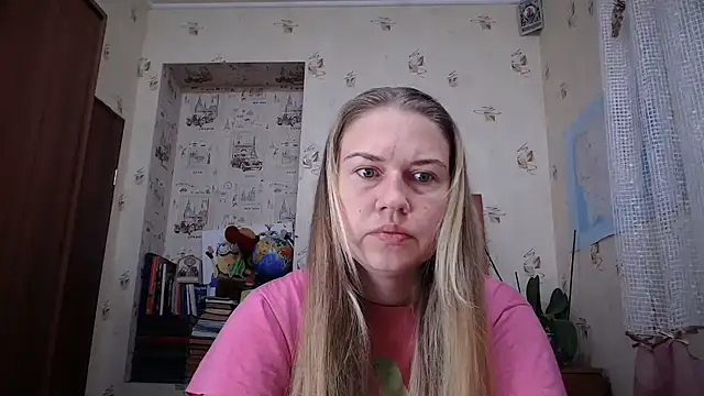 Snapshot of dream_alexa chatting on 22, 9, 2025 dream alexa online show from 22, 9, 2025