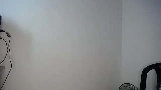 Snapshot of victoris chatting on 11, 4, 2026 victoris online show from 11, 4, 2026