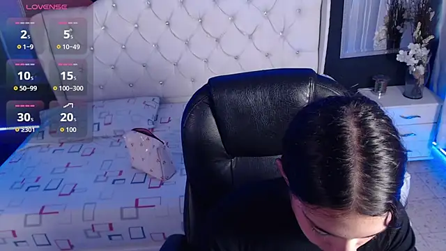 LiaVillalobos online show from 1, 10, 2025