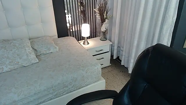 Snapshot of LiaVillalobos chatting on 10, 2, 2026 LiaVillalobos online show from 10, 2, 2026