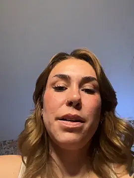 Snapshot of LeaGambit__ chatting on 28, 3, 2026 LeaGambit online show from 28, 3, 2026