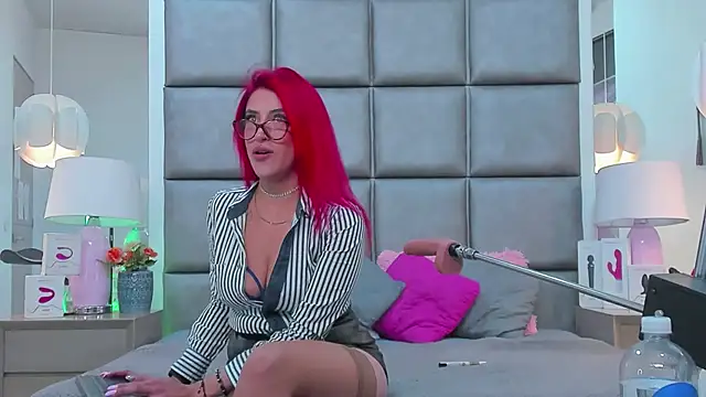 AllissaBrowm online show from 10, 1, 2025