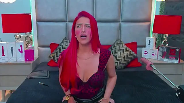 Snapshot of AllissaBrowm chatting on 3, 3, 2026 AllissaBrowm online show from 3, 3, 2026