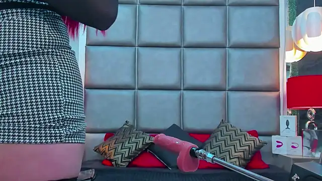 Snapshot of AllissaBrowm chatting on 21, 4, 2026 AllissaBrowm online show from 21, 4, 2026