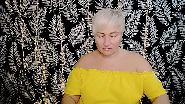 Olivia playful online show from 15, 12, 2025