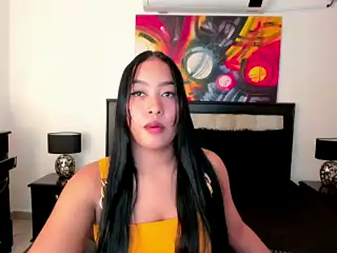 brunetenikole02 online show from 13, 1, 2025