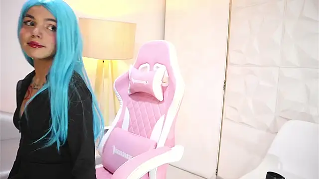 dianebleu online show from 5, 11, 2025