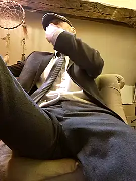 Snapshot of eddouxxx78 chatting on 5, 4, 2026 eddouxxx78 online show from 5, 4, 2026