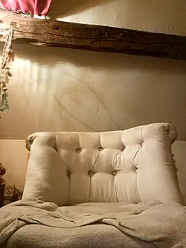 Snapshot of eddouxxx78 chatting on 15, 4, 2026 eddouxxx78 online show from 15, 4, 2026