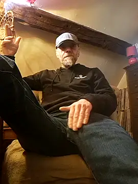 Snapshot of eddouxxx78 chatting on 21, 4, 2026 eddouxxx78 online show from 21, 4, 2026