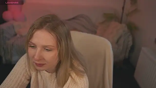 Snapshot of _Killer_Smile_ chatting on 14, 2, 2025 Killer Smile online show from 14, 2, 2025