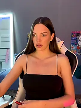 Snapshot of julia_fly chatting on 29, 9, 2025 julia fly online show from 29, 9, 2025