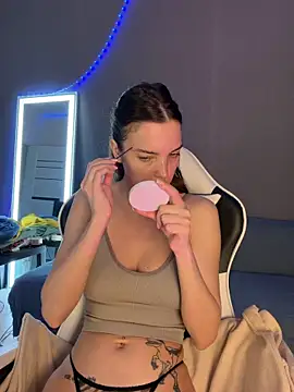 Snapshot of julia_fly chatting on 28, 2, 2026 julia fly online show from 28, 2, 2026