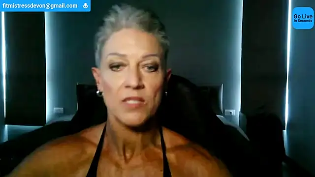 Snapshot of Devon2020 chatting on 24, 6, 2026 Devon2020 online show from 24, 6, 2026