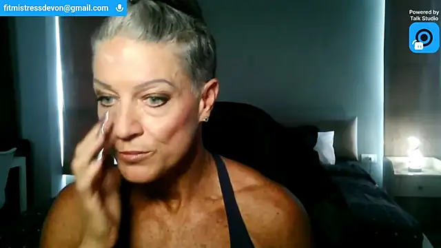 Snapshot of Devon2020 chatting on 29, 6, 2026 Devon2020 online show from 29, 6, 2026
