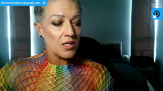 Snapshot of Devon2020 chatting on 2, 7, 2026 Devon2020 online show from 2, 7, 2026