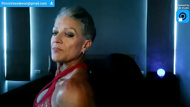 Snapshot of Devon2020 chatting on 6, 7, 2026 Devon2020 online show from 6, 7, 2026