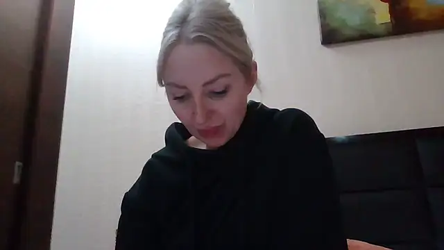 Snapshot of Allys chatting on 24, 1, 2025 Allys online show from 24, 1, 2025