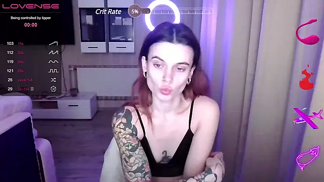 Snapshot of RinaDevil chatting on 5, 2, 2025 RinaDevil online show from 5, 2, 2025