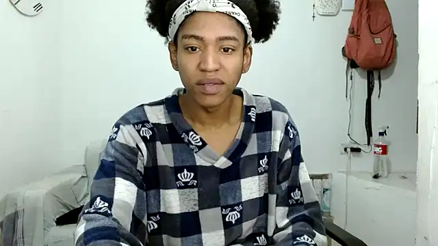 angelamarie1 online show from 28, 10, 2025