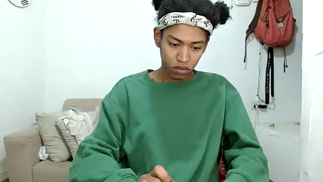 angelamarie1 online show from 28, 11, 2025