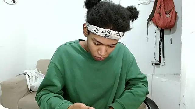 angelamarie1 online show from 30, 11, 2025