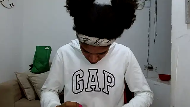 angelamarie1 online show from 12, 3, 2026