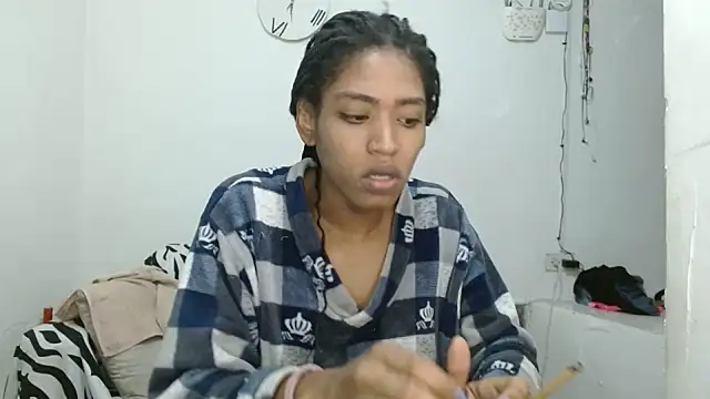 Snapshot of angelamarie1 chatting on 10, 6, 2026 angelamarie1 online show from 10, 6, 2026