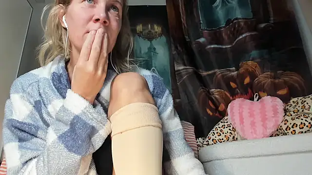 Lola Belgium online show from 31, 10, 2025