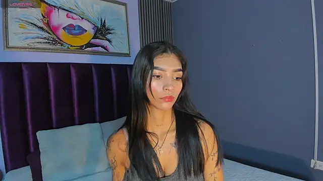 Snapshot of LauraAristizabal chatting on 25, 6, 2026 LauraAristizabal online show from 25, 6, 2026
