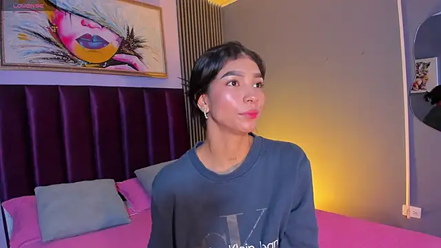 Snapshot of LauraAristizabal chatting on 2, 7, 2026 LauraAristizabal online show from 2, 7, 2026
