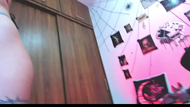 Snapshot of yunkodolly666 chatting on 8, 10, 2025 yunkodolly666 online show from 8, 10, 2025