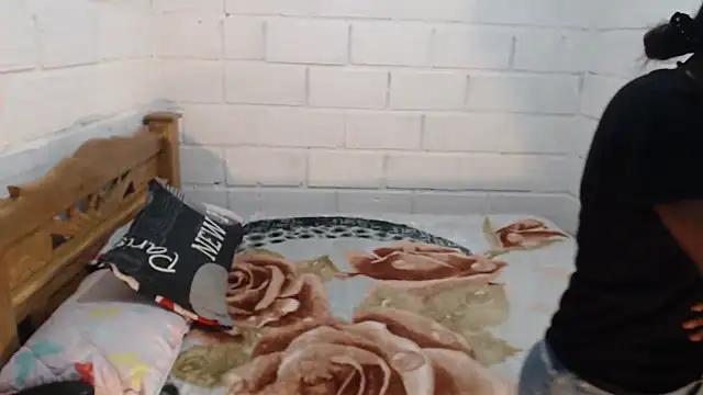 Snapshot of sexyjustin202 chatting on 15, 12, 2025 sexyjustin202 online show from 15, 12, 2025