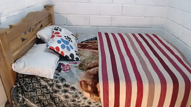 Snapshot of sexyjustin202 chatting on 21, 12, 2025 sexyjustin202 online show from 21, 12, 2025