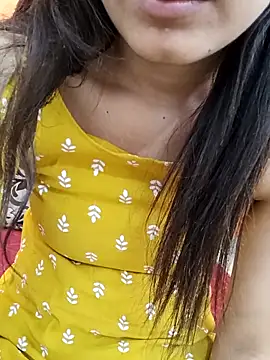 CuteSarikaLIVE online show from 10, 4, 2026