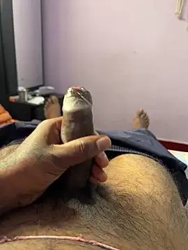 Snapshot of raguram143 chatting on 2, 10, 2025 raguram143 online show from 2, 10, 2025