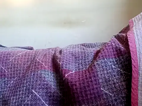 Snapshot of Nirfantasy chatting on 4, 10, 2025 Nirfantasy online show from 4, 10, 2025