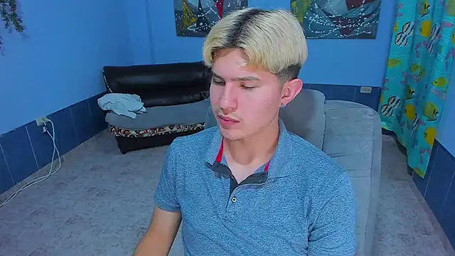 Snapshot of patrik_027 chatting on 29, 11, 2025 patrik 027 online show from 29, 11, 2025