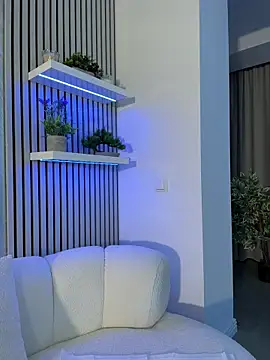 KirstieVegas online show from 20, 2, 2026