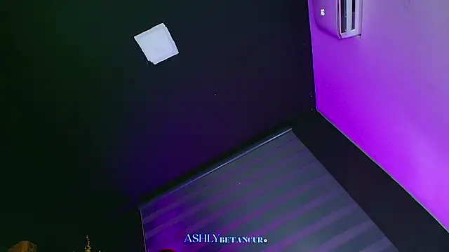 AshlyBetancurX online show from 1, 2, 2026