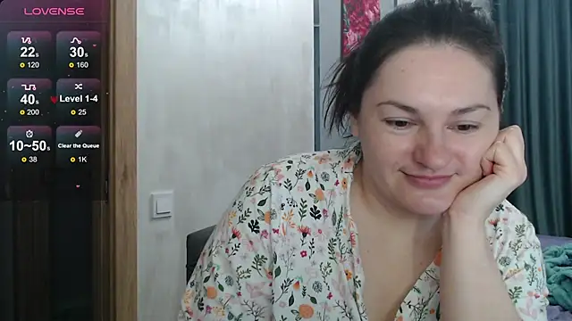 Snapshot of Stacy_Davice chatting on 7, 10, 2025 Stacy Davice online show from 7, 10, 2025