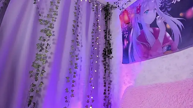 LuckySexyDoll online show from 14, 7, 2026