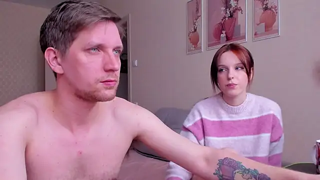 Snapshot of DavidAndSophie chatting on 23, 4, 2026 DavidAndSophie online show from 23, 4, 2026