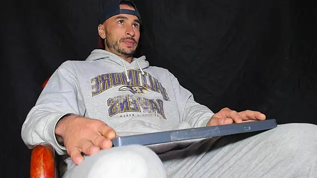 Snapshot of damn_fox chatting on 11, 2, 2026 damn fox online show from 11, 2, 2026