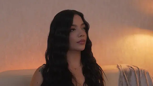 Snapshot of sarah_hiill chatting on 11, 3, 2026 sarah hiill online show from 11, 3, 2026