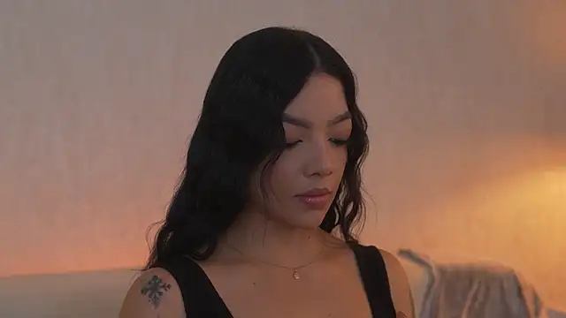 Snapshot of sarah_hiill chatting on 14, 3, 2026 sarah hiill online show from 14, 3, 2026