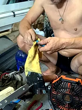 Snapshot of Likewise chatting on 25, 10, 2025 Likewise online show from 25, 10, 2025