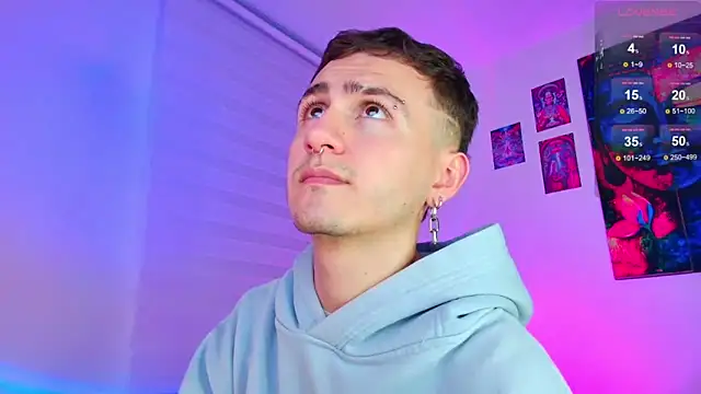 Snapshot of dimitri-bilak chatting on 15, 4, 2026 dimitri-bilak online show from 15, 4, 2026